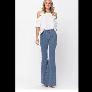 Judy Blue Striped Denim Flare Jean
Style# JB88230